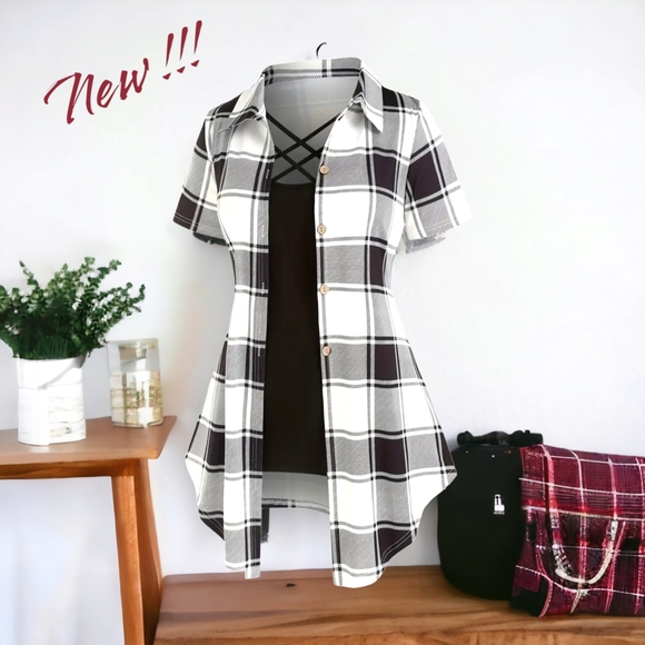 NWT!! Trendy Black and White Plaid Outfit with Black Cami Tank Top!!🖤☠️🖤 - Picture 4 of 16